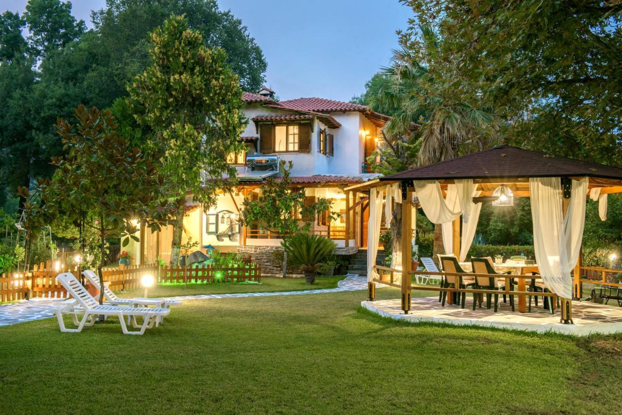 Villa Palmera 이에리소스 외부 사진