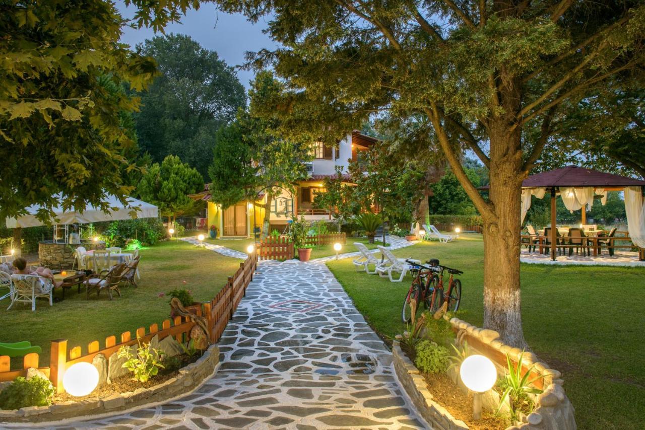 Villa Palmera 이에리소스 외부 사진