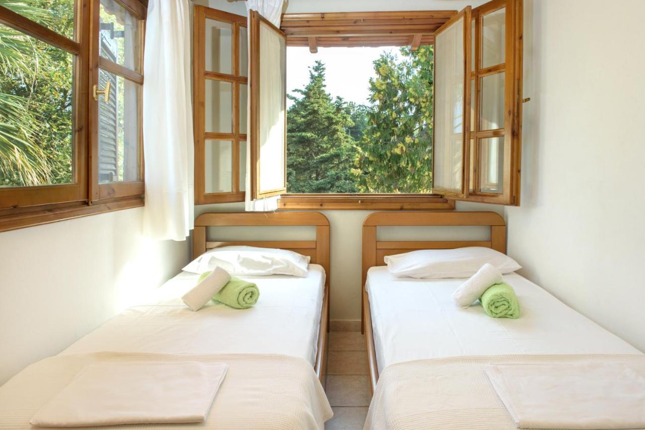 Villa Palmera 이에리소스 외부 사진