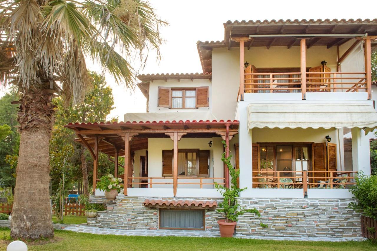 Villa Palmera 이에리소스 외부 사진